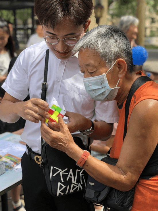 魔方社區(qū)最新動態(tài)與全方位指南，玩轉(zhuǎn)魔方，技能提升——針對初學(xué)者與進階用戶的建議