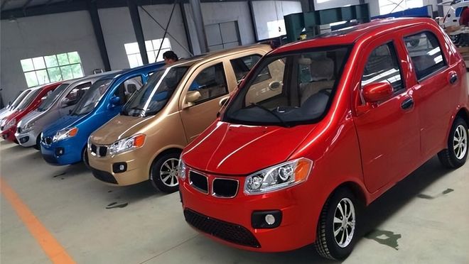 最新款老年代步車圖片，交通工具的革新與爭(zhēng)議熱議焦點(diǎn)