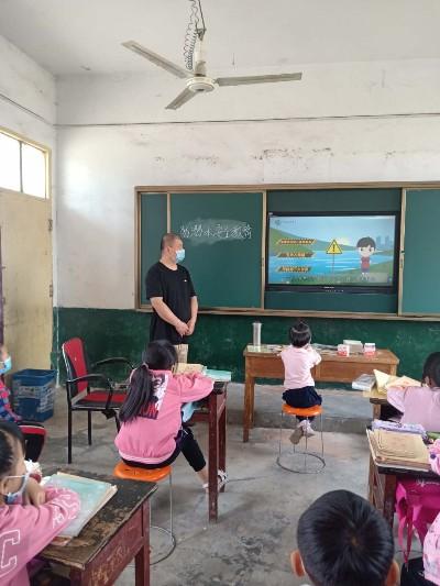 唐河貼吧最新交通事故深度分析與觀點(diǎn)闡述，事故原因及影響探討