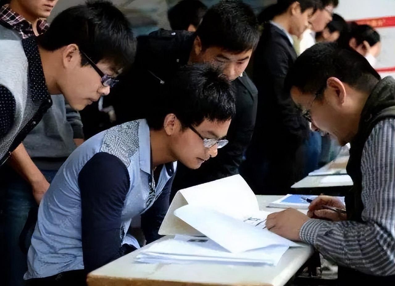 鐵路薪資改革邁入新時代，科技重塑未來，最新動態(tài)揭示變革趨勢