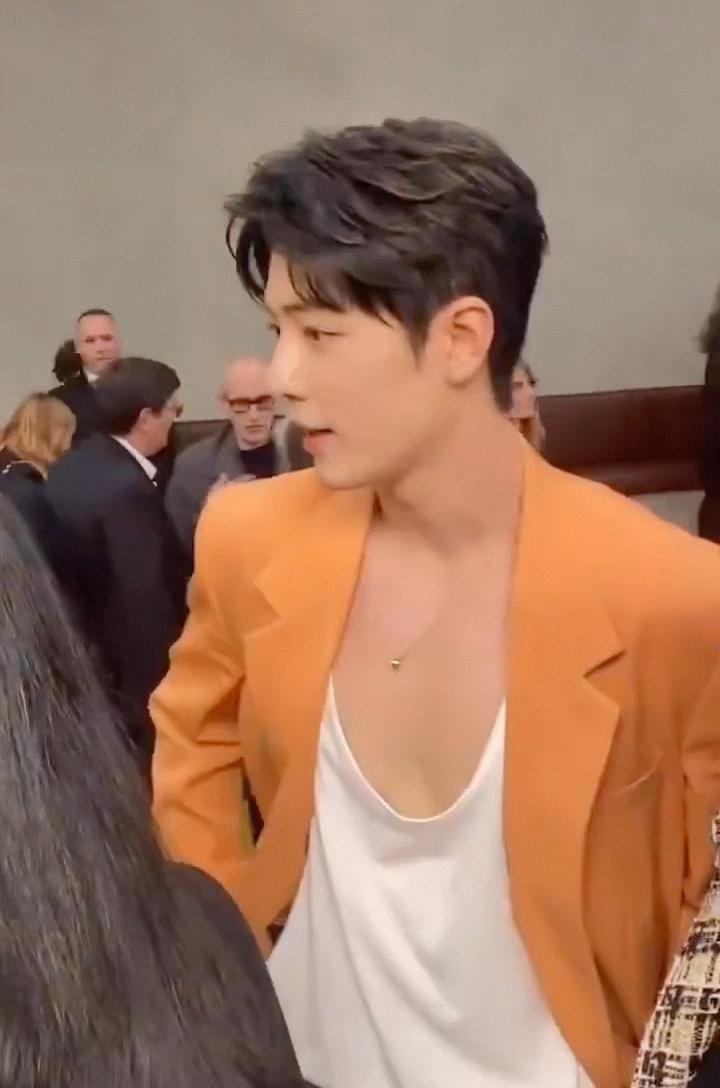 肖戰(zhàn)最新動(dòng)態(tài)揭秘，獲取肖戰(zhàn)最新資訊的全方位指南