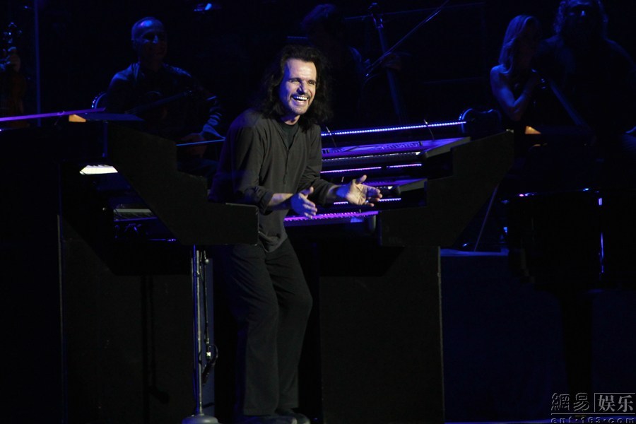 雅尼最新音樂專輯，音樂之家的溫馨日常之旅