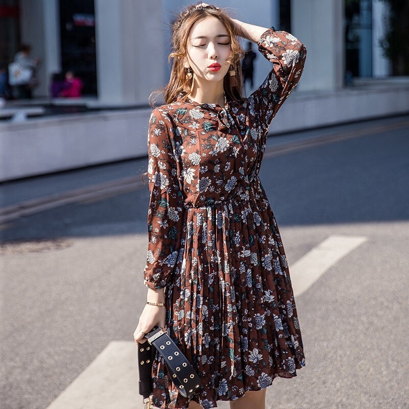 最新碎花裙時尚風(fēng)潮，讓你成為春日焦點(diǎn)！